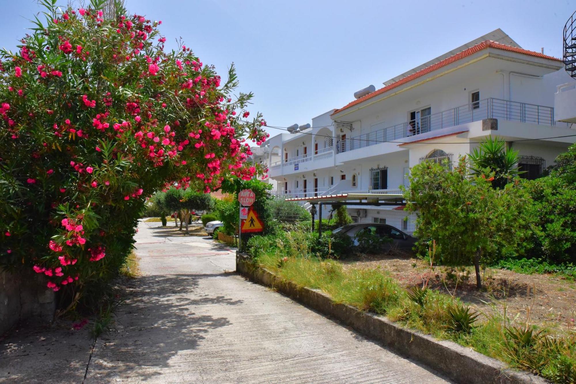 Roseberry Studios Faliraki Buitenkant foto