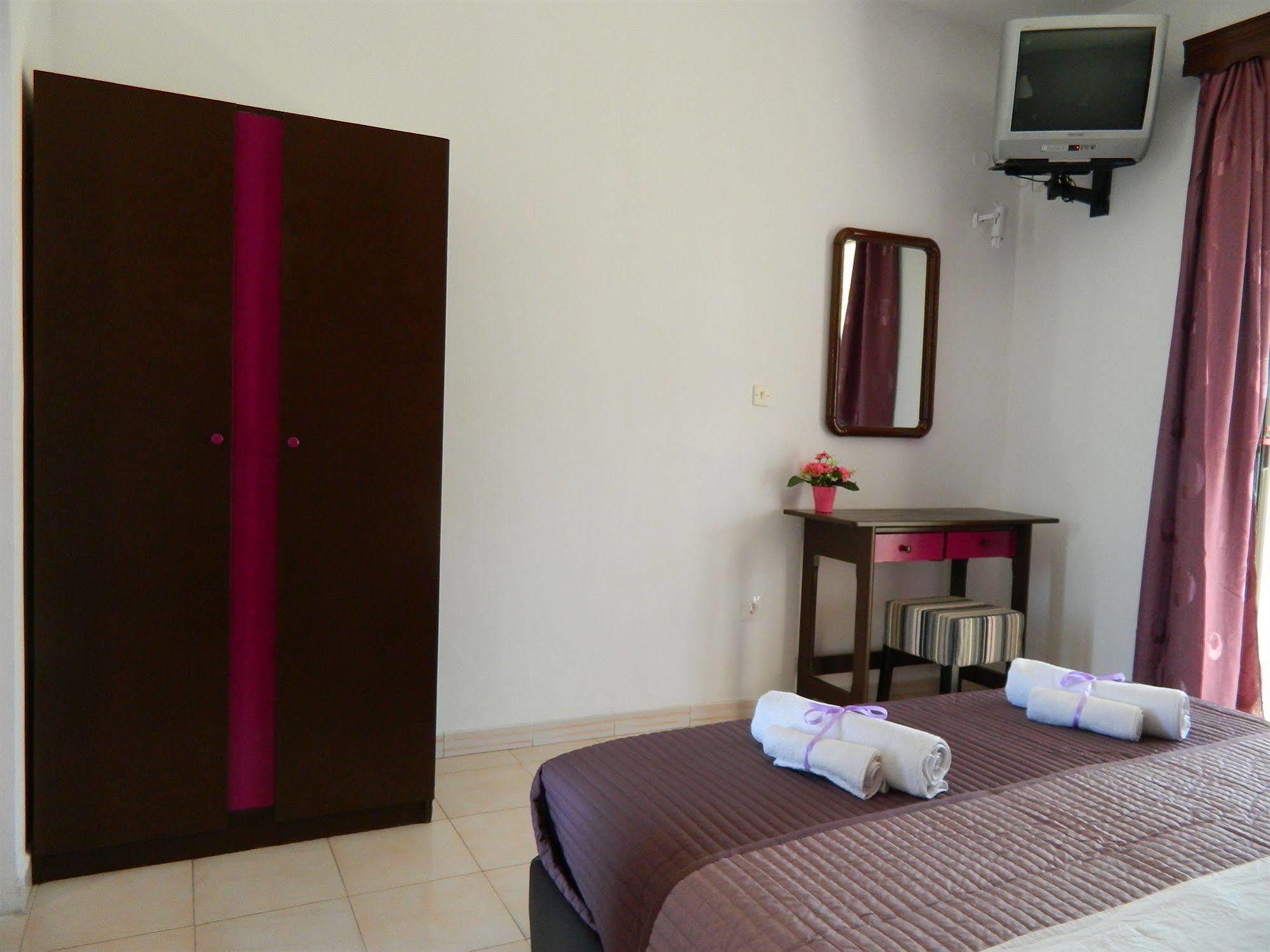 Roseberry Studios Faliraki Buitenkant foto